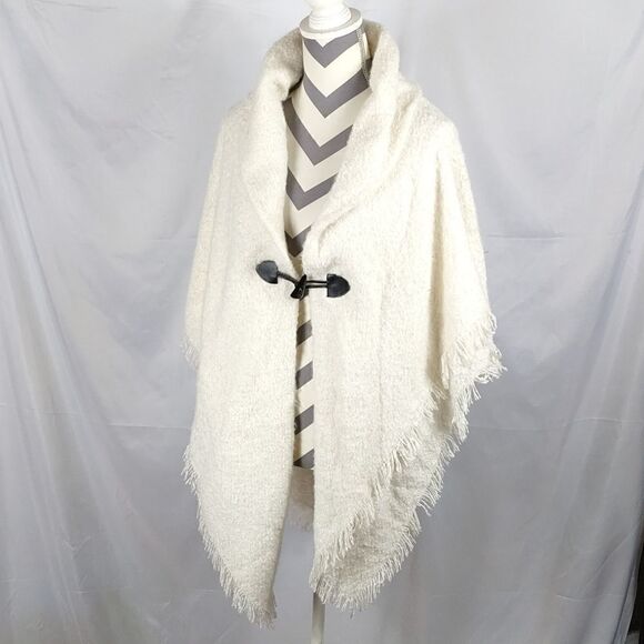 Fringed Poncho  - Picture 7 of 7